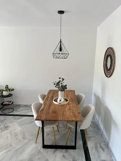 アパート Apartamento La Dama De Noche マルベーリャ